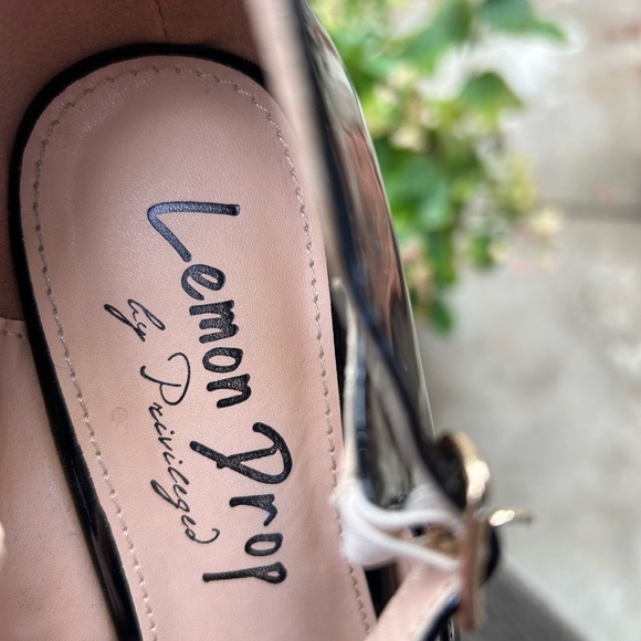 Lemon Drop by Privleged, Mary Jane style, Patent Platform. - Picture 3 of 6